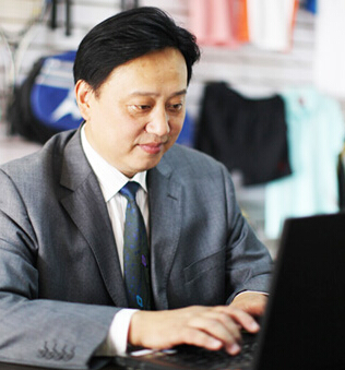 翰文公司总经理仇素文光荣当选舒城县第十六届人大代表